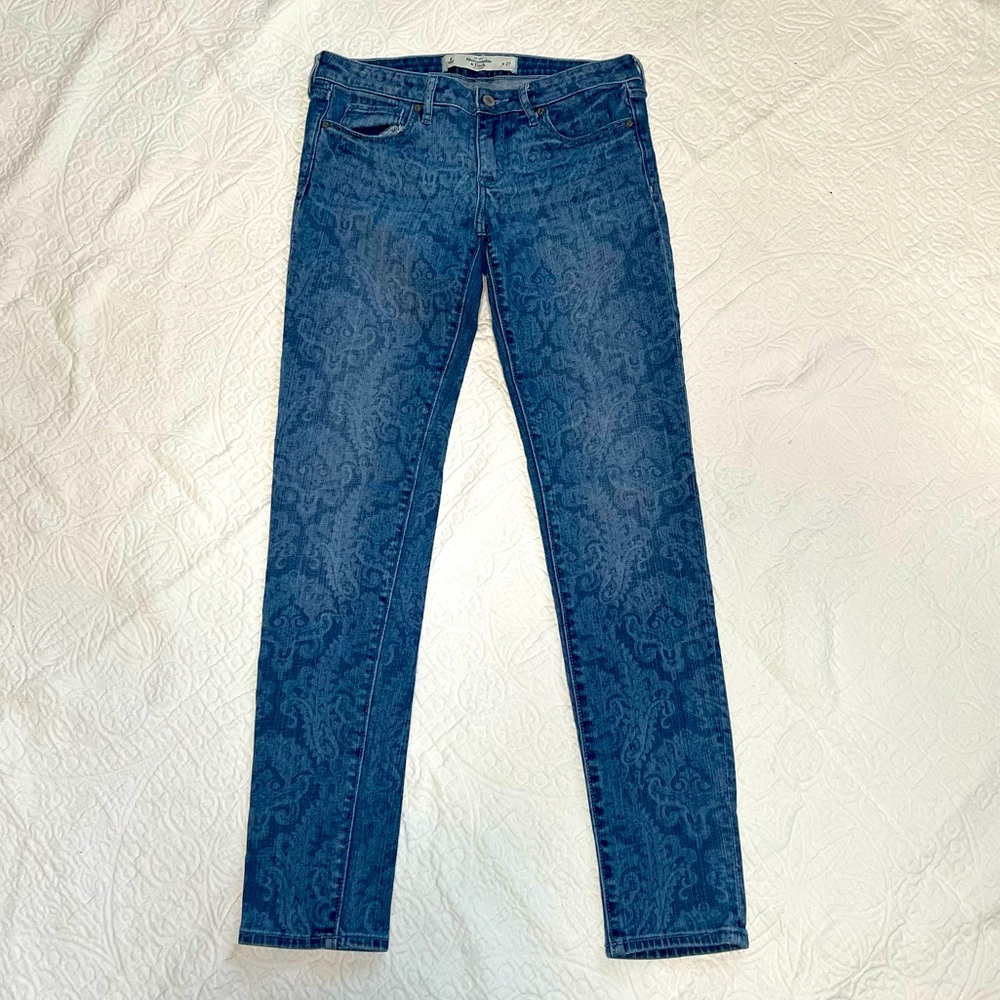 Abercrombie & Fitch Damask Print Jeans